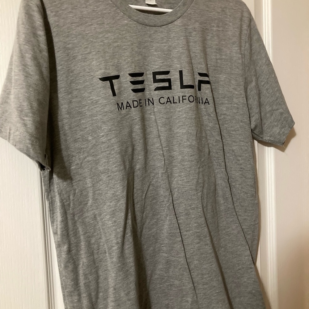 Tesla Gray T-shirt size large